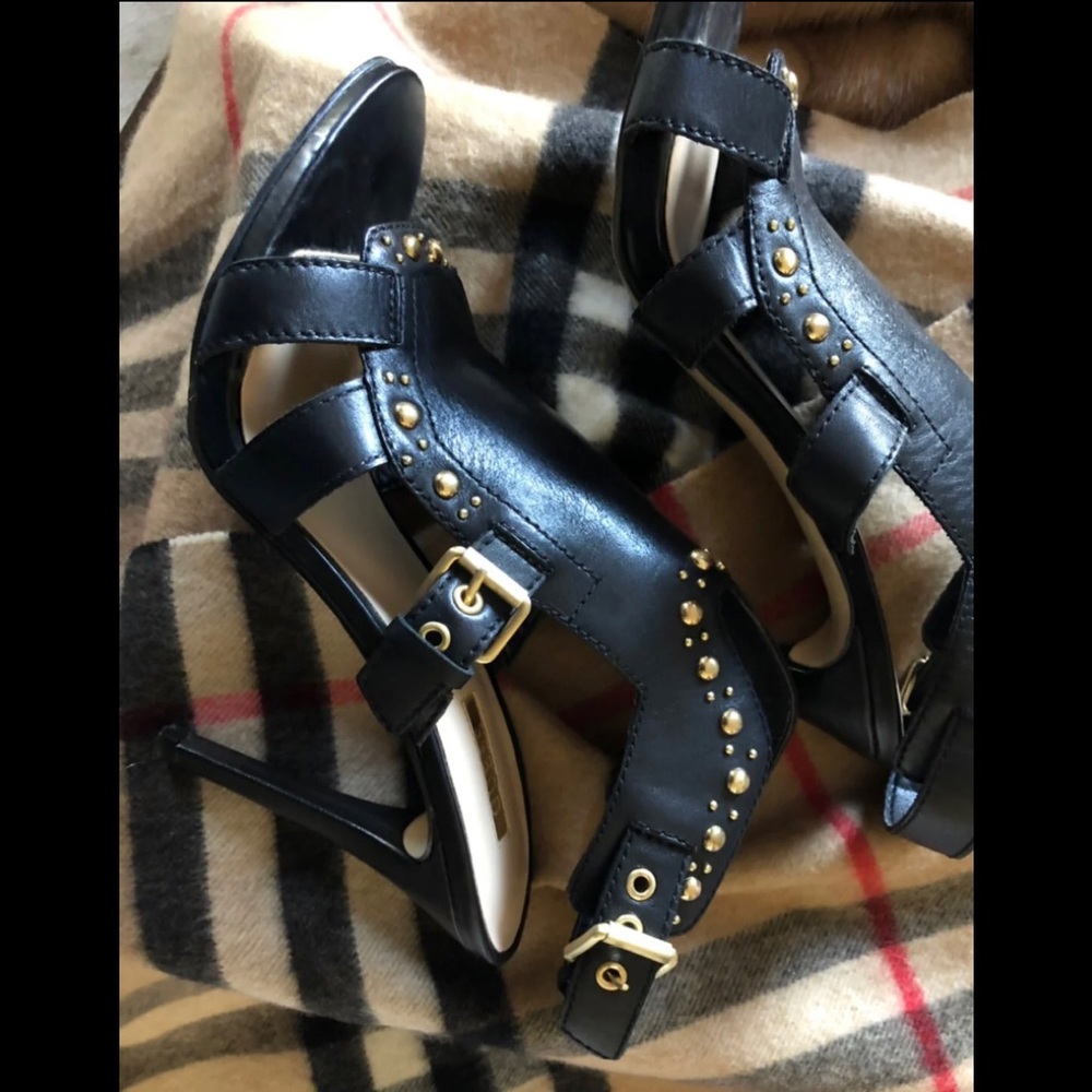 Guess Heels 👠
